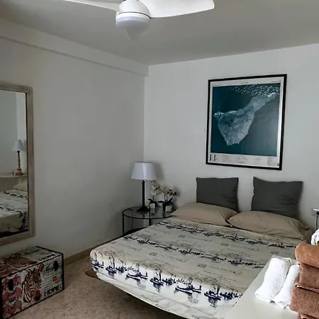 Oceanside Escape Apartment *