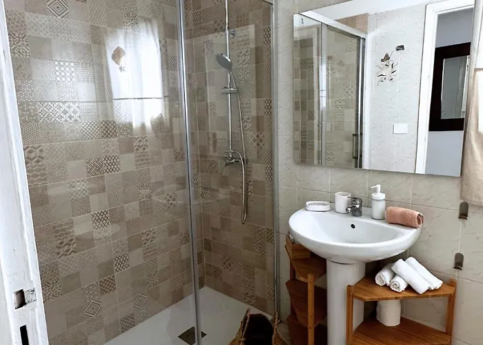 Oceanside Escape * Los Cristianos (Tenerife)