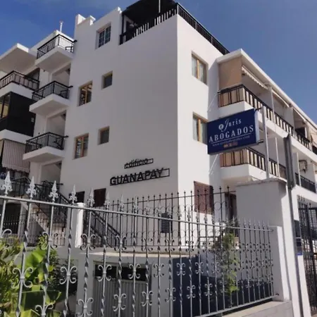 Oceanside Escape Apartament *